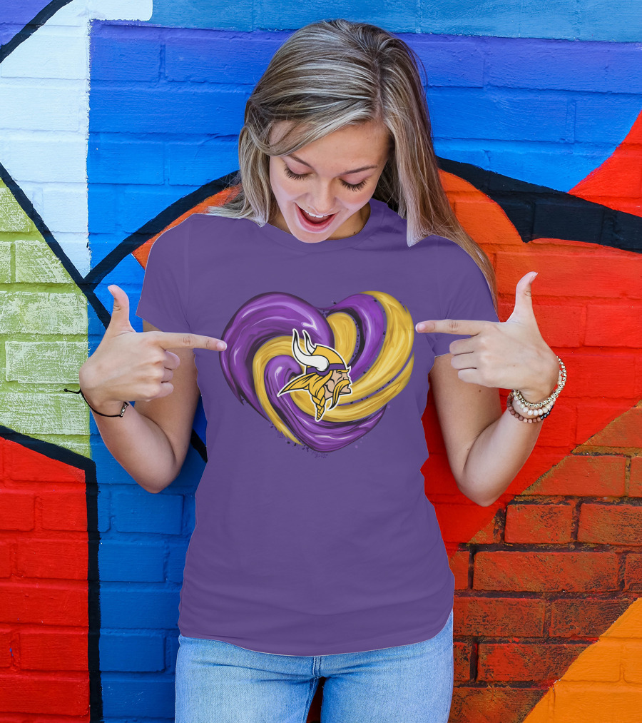 Minnesota Vikings Heart Swirl Viking Helmet T-Shirt