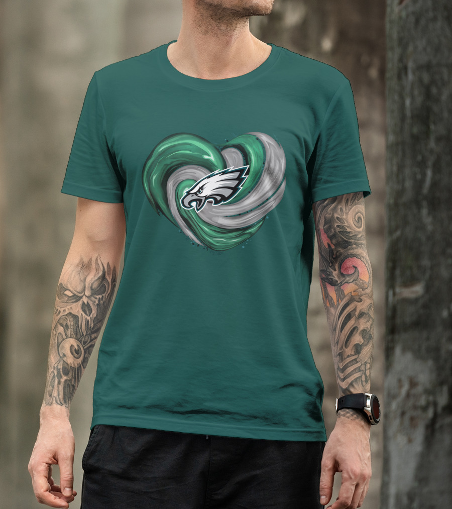 Philadelphia Eagles Heart Swirl T-Shirt
