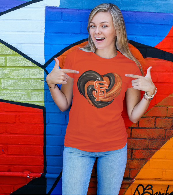 San Francisco Giants Heart Logo Swirl T-Shirt