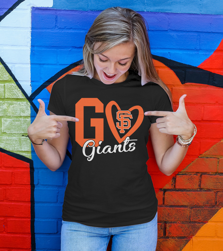 Go Giants SF Heart T-Shirt
