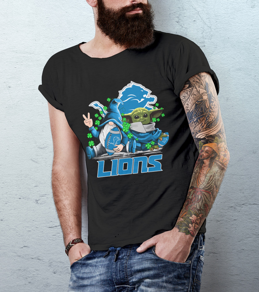 Leprechauns Gnomes Baby Yoda Lions Football Detroit Clover Hug T-Shirt