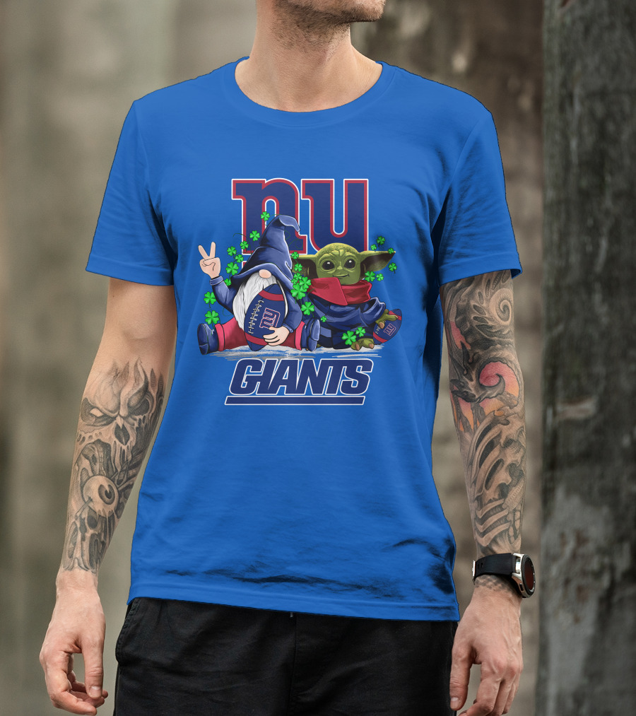 New York Giants Leprechauns Gnomes Baby Yoda Football Clover T-Shirt