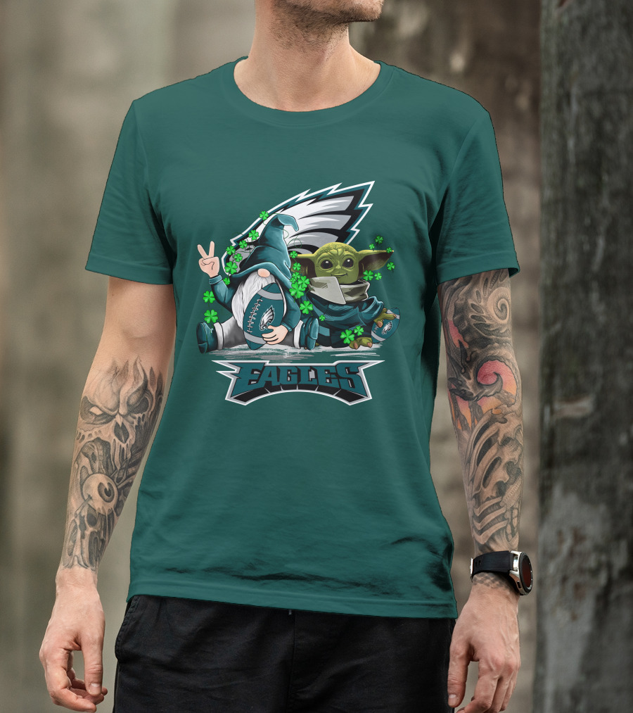 Philadelphia Eagles Leprechauns Gnomes Baby Yoda Hug Football T-Shirt