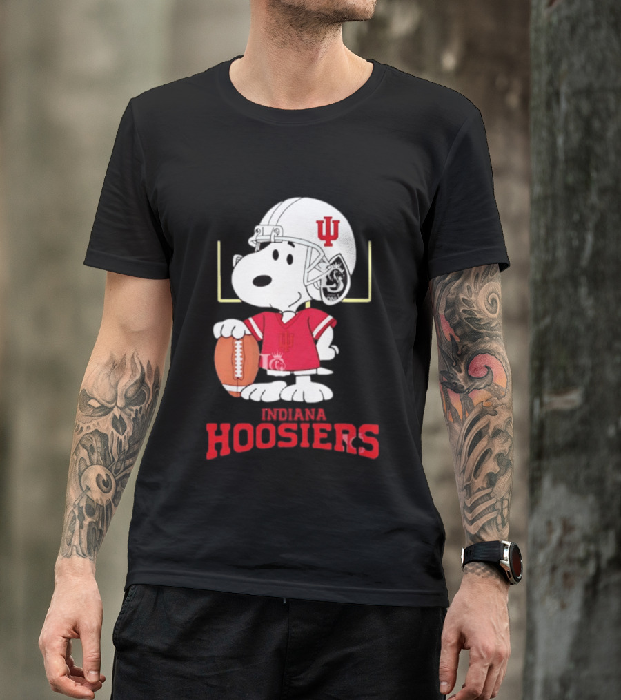 Snoopy Indiana Hoosiers Football Helmet Jersey Football Field T-Shirt