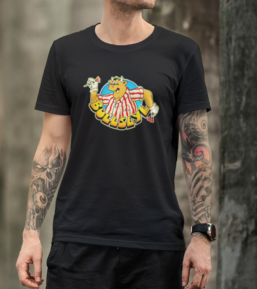 Bullseye Cartoon Bull With Darts Retro TV Show T-Shirt