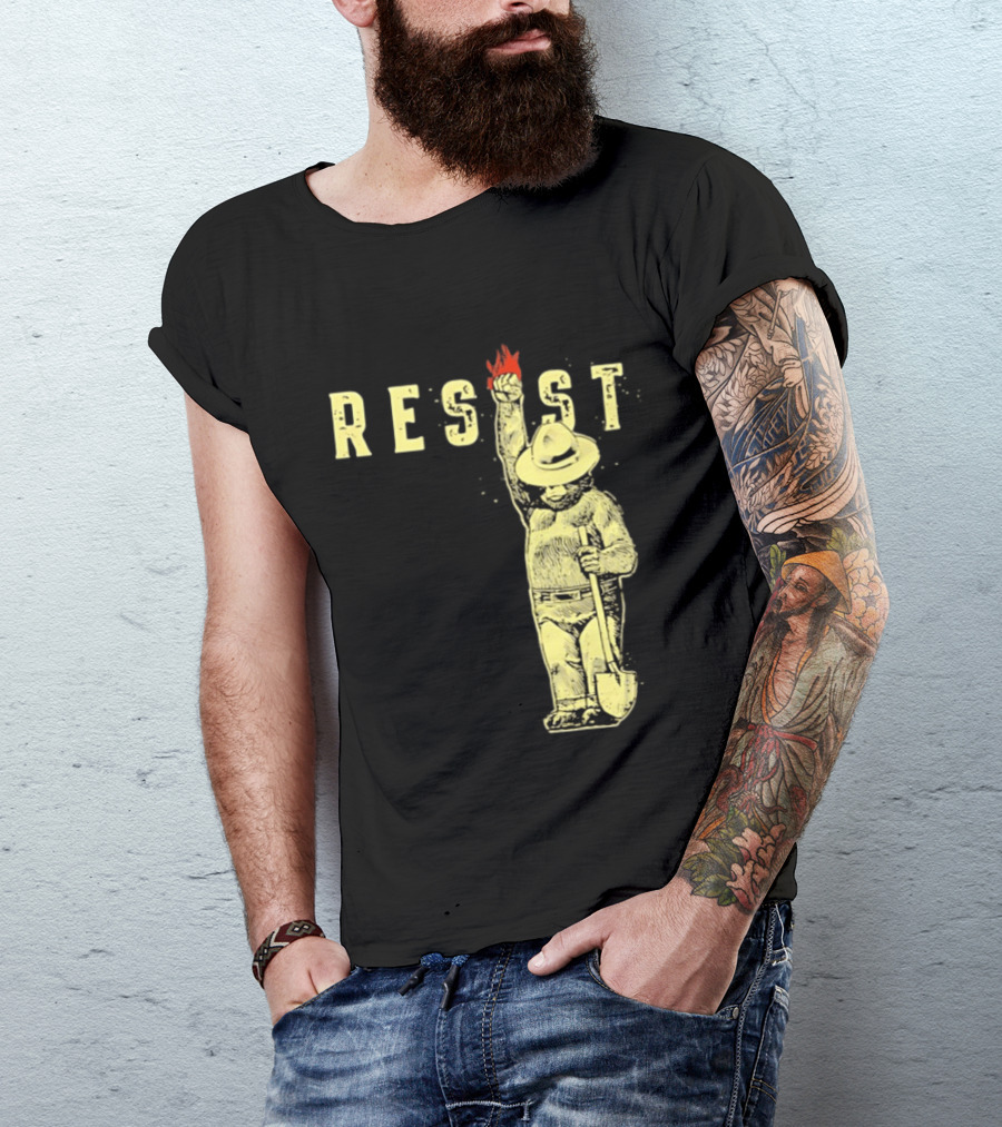 Protect Our National Parks Bear Resist Fist Fire Shovel T-Shirt