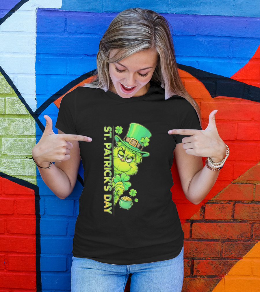 St. Patrick's Day Grinch With Leprechaun Hat And Gold Pot T-Shirt
