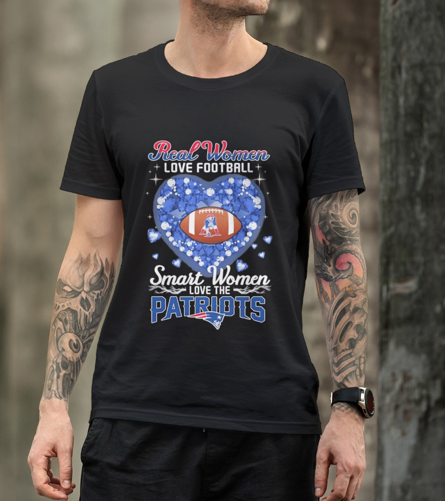 Real Women Love Football Smart Women Love The Patriots Glitter Hearts Champion T-Shirt