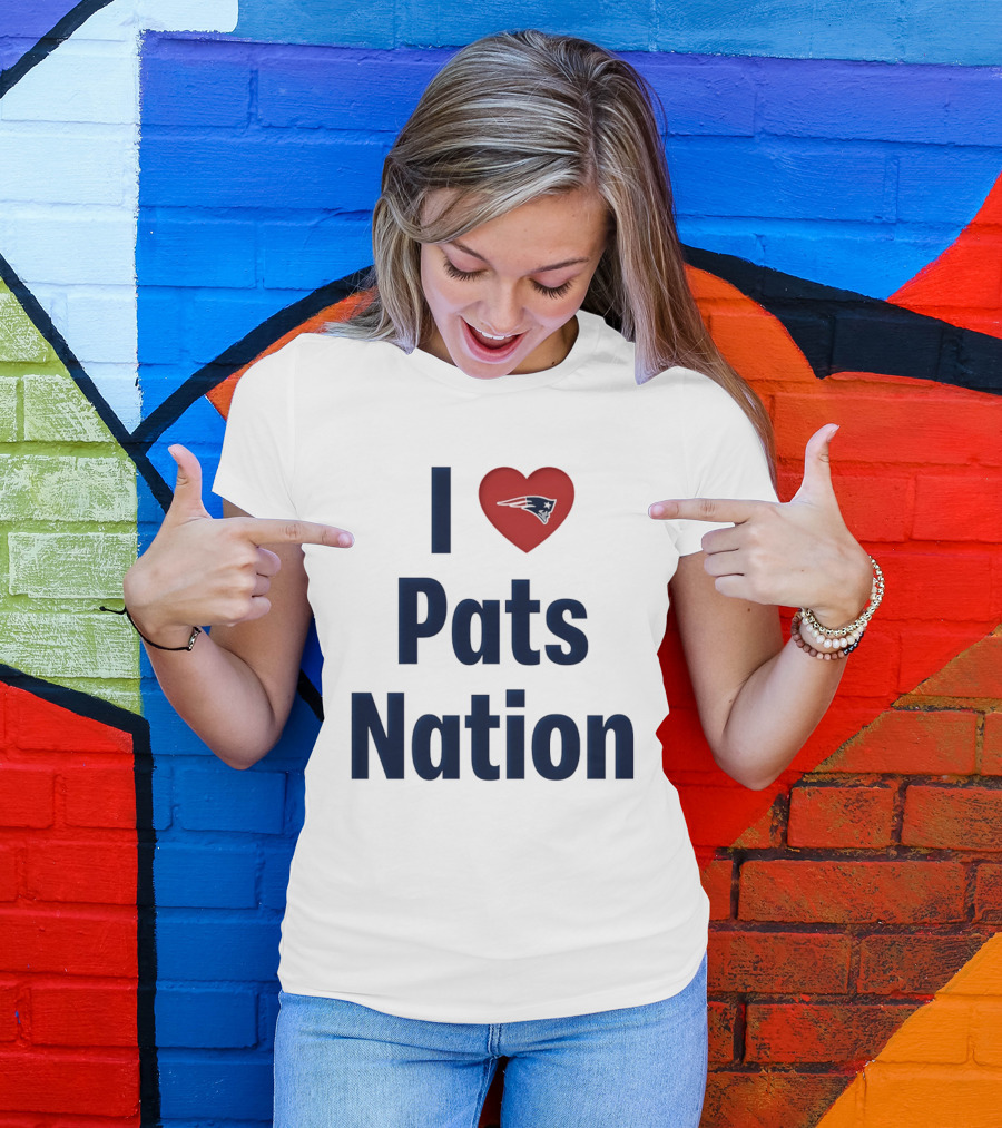 I Love Pats Nation Happy Valentine's Day New England Patriots Fan T-Shirt