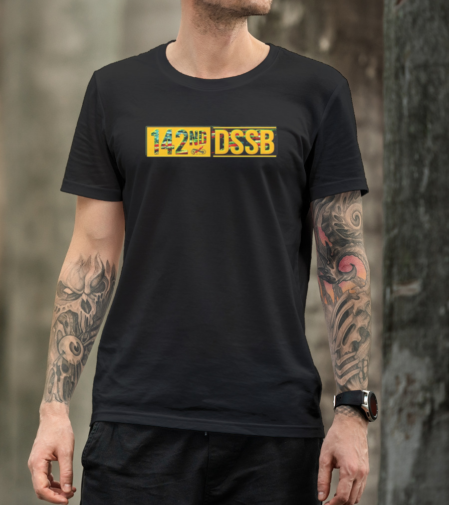 142nd DSSB Brigade Support Battalion Tank And Rifle T-Shirt
