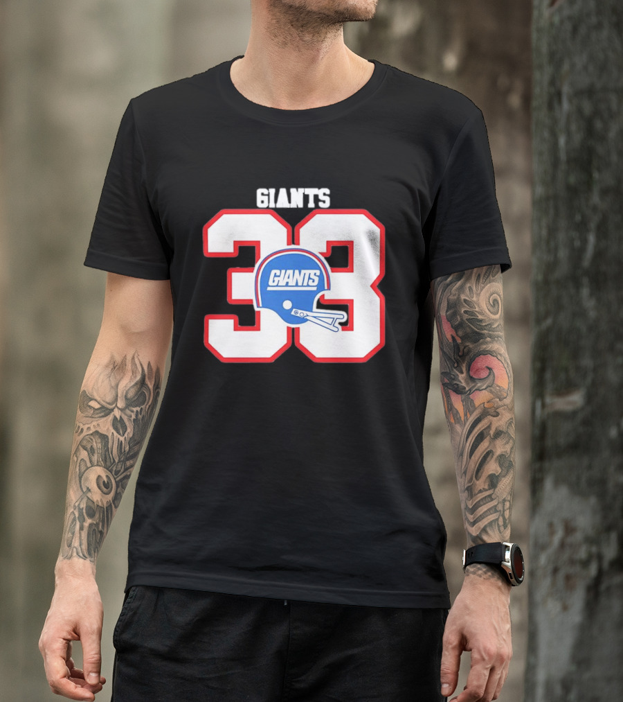 New York Giants 33 Helmet 80s Retro Football T-Shirt