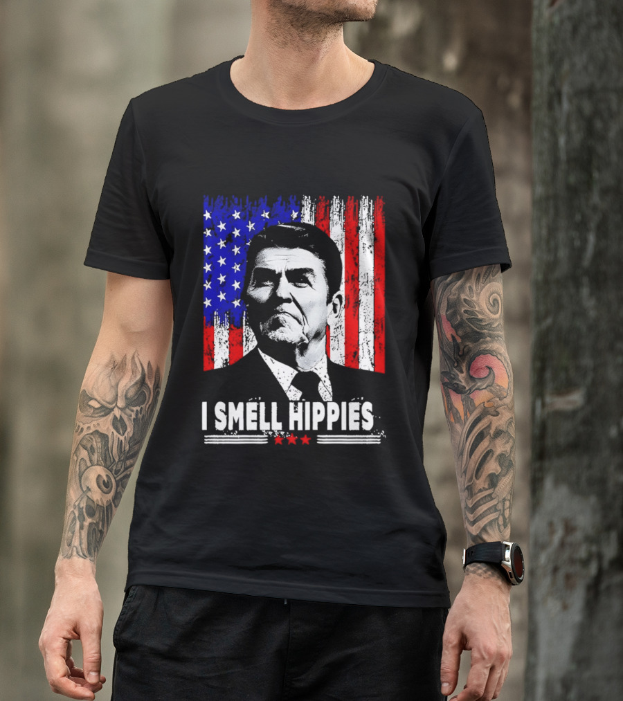 I Smell Hippies Reagan USA Flag Stars And Stripes T-Shirt