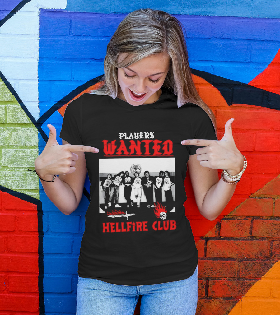 Players Wanted Hellfire Club Retro Group Photo Gaming Dungeons Dragons Fantasy T-Shirt