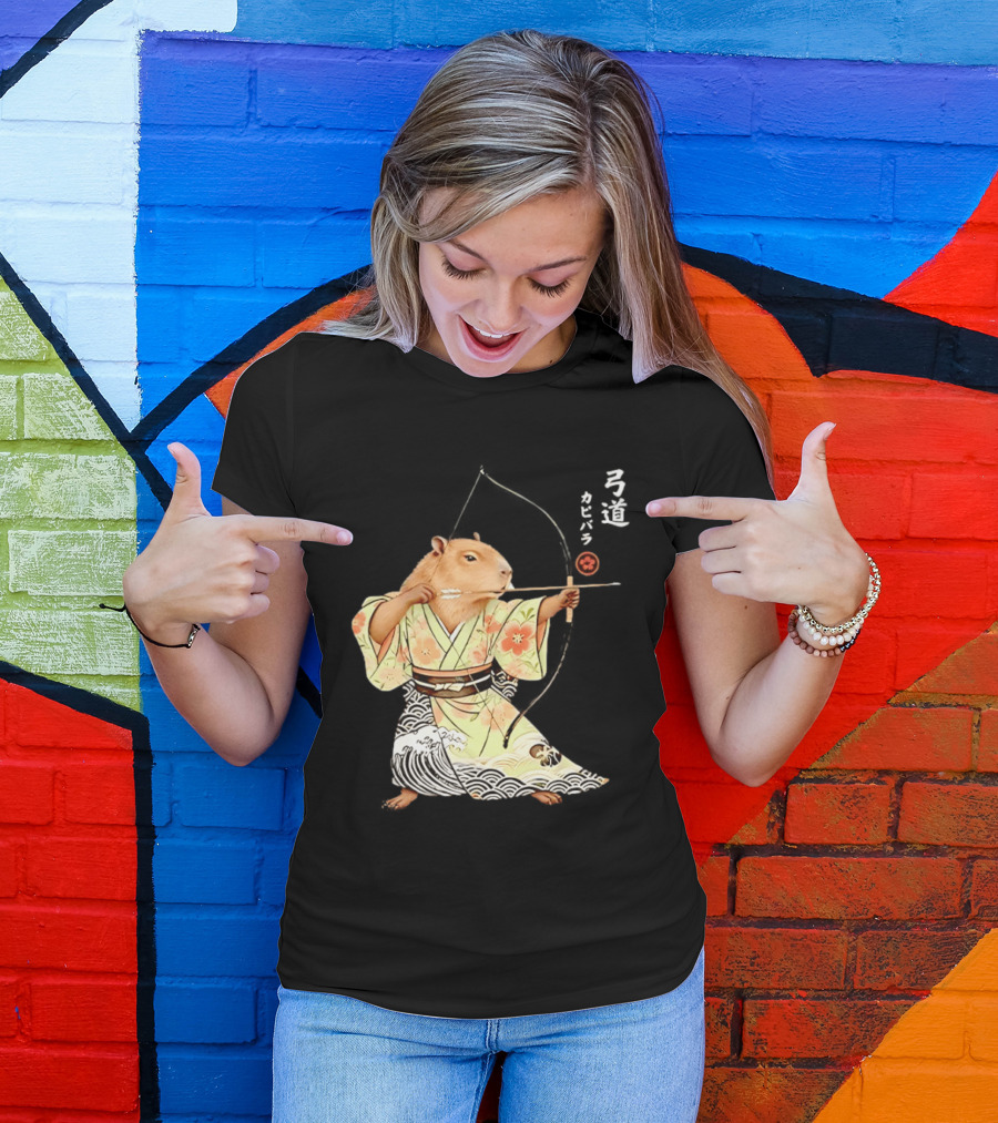 Capybara Kyudo Samurai Archery Japanese Animal T-Shirt