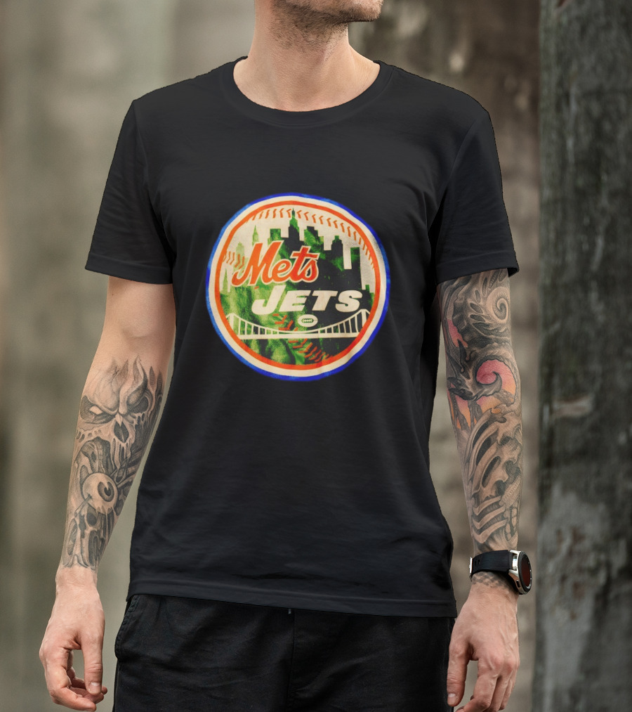 New York Mets Jets Football Baseball Crossover Skyline Bridge T-Shirt