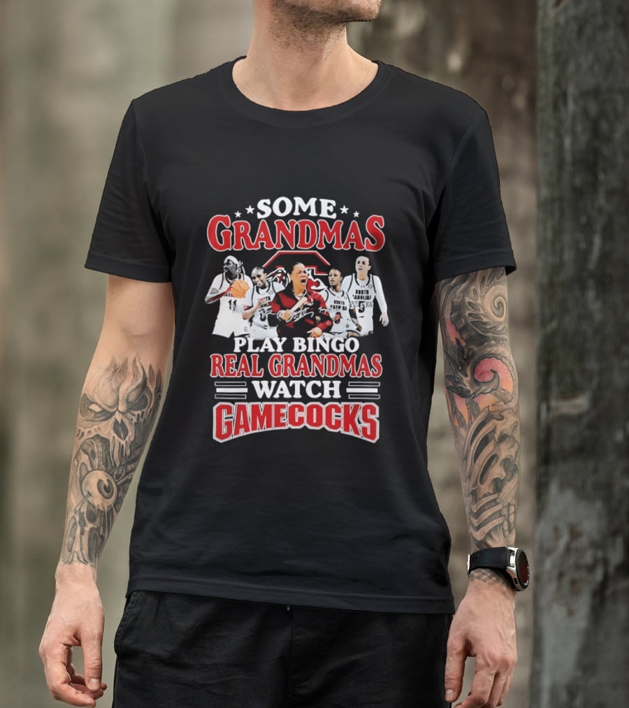 Some Grandmas Play Bingo Real Grandmas Gamecocks T-Shirt