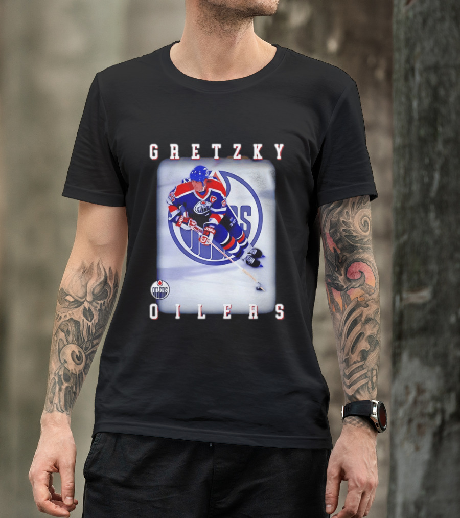 Wayne Gretzky Edmonton Oilers Iconic NHL Legend Action Shot T-Shirt