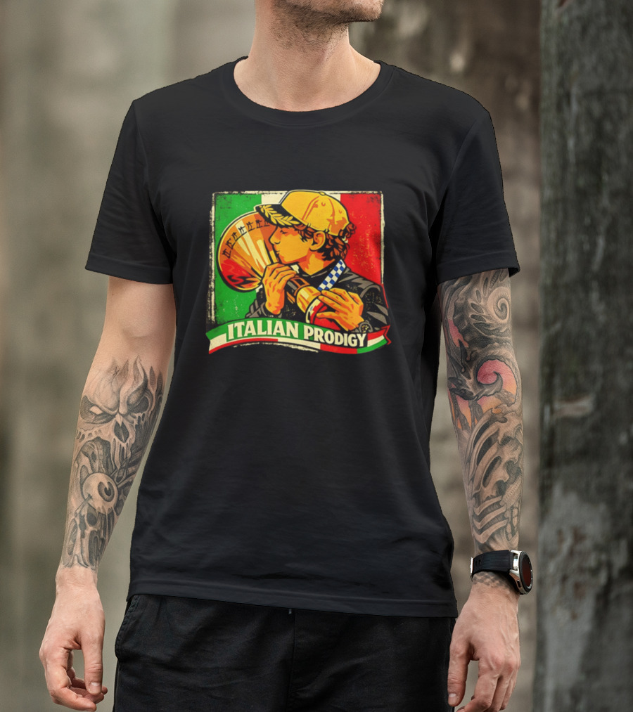 Italy Player Kissing Trophy Italian Prodigy Flag T-Shirt