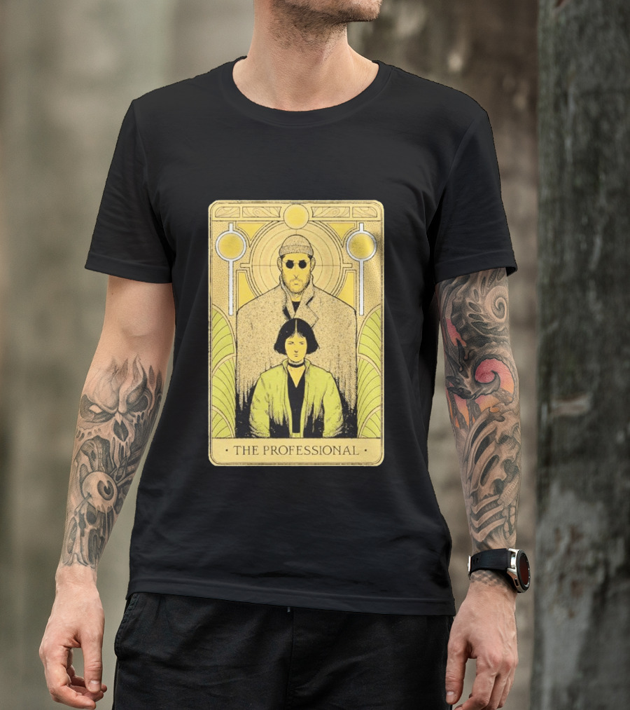 Léon The Professional Tarot Card T-Shirt