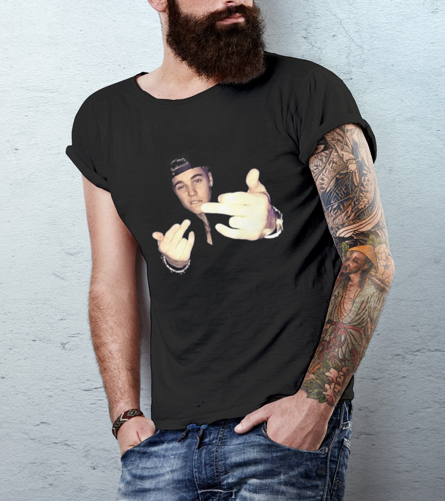 Justin Bieber Middle Finger Gesture Bold Expression T-Shirt