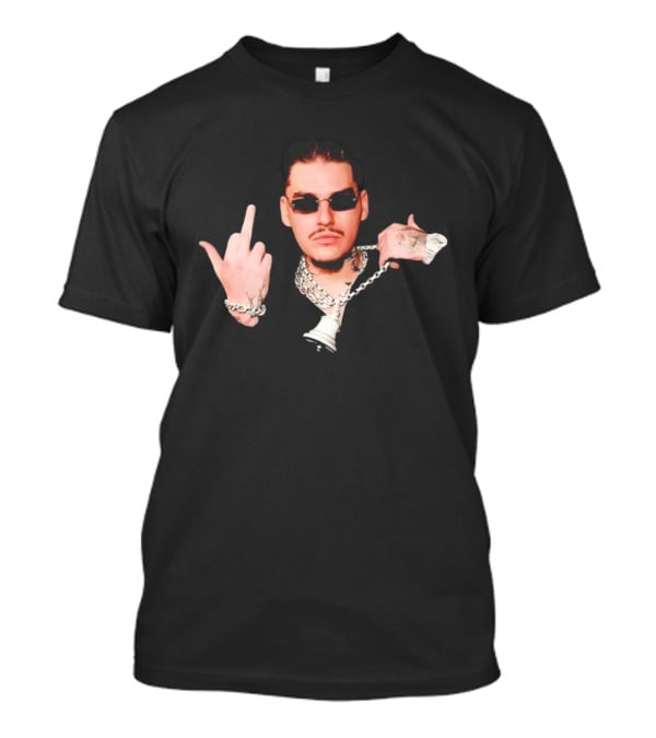 Yeat Rapper Star With Sunglasses Chain Middle Finger Gesture T-Shirt