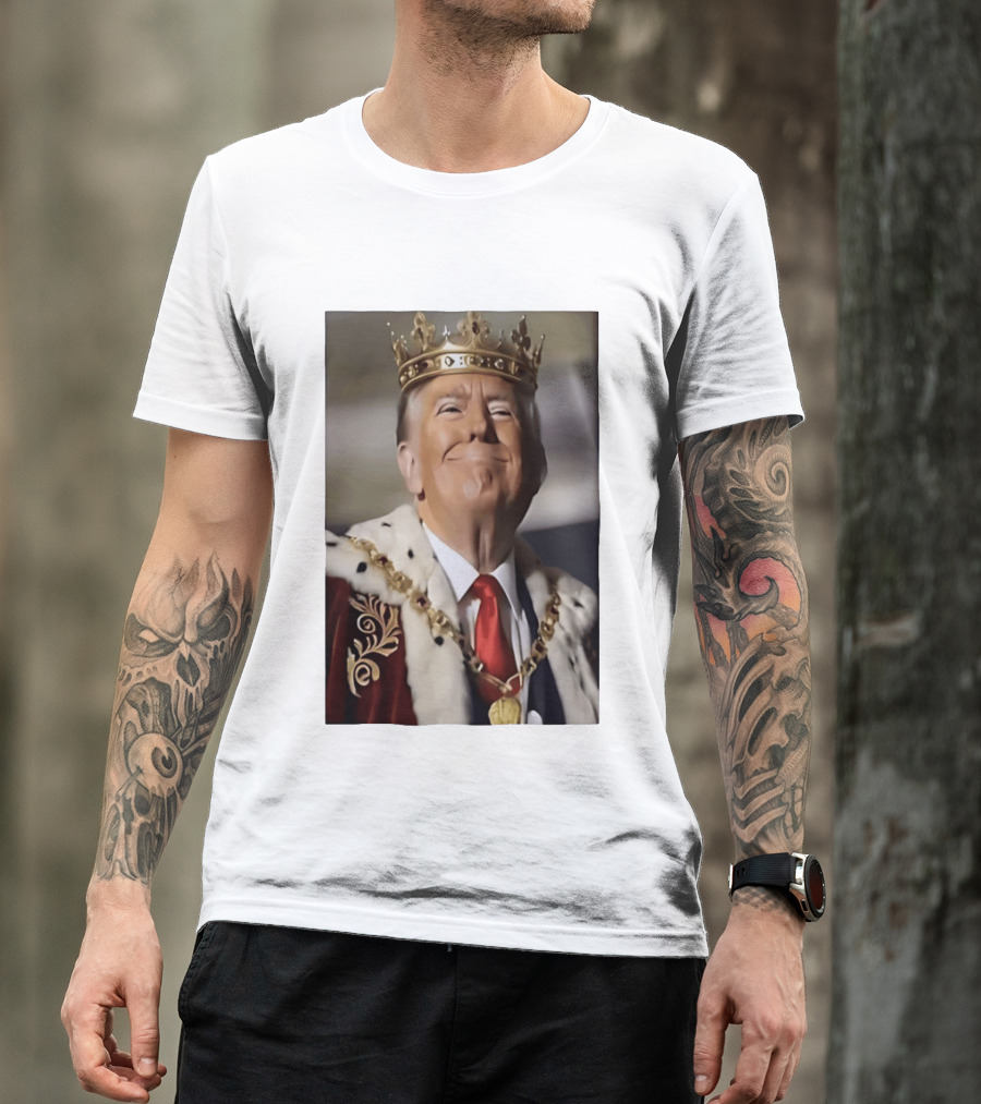 Donald Trump Crowned As King Regal Attire Red Tie Gold Crown T-Shirt
