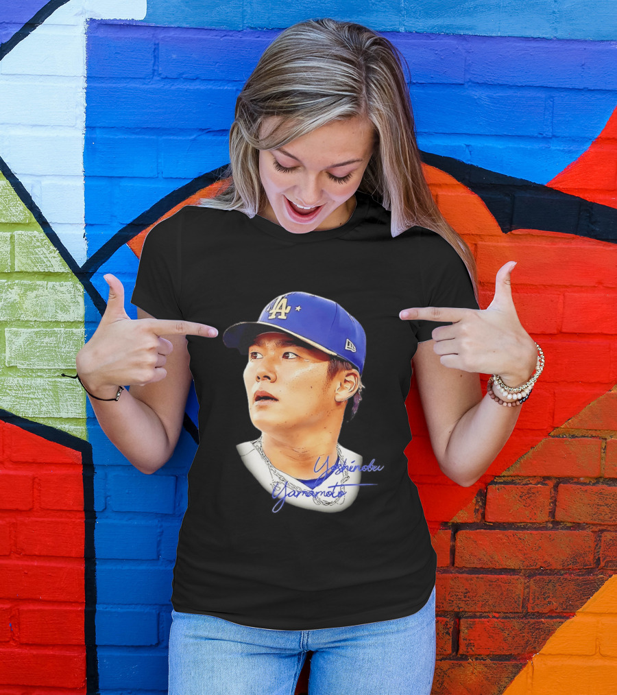 Yoshinobu Yamamoto Los Angeles Dodgers Baseball Player T-Shirt