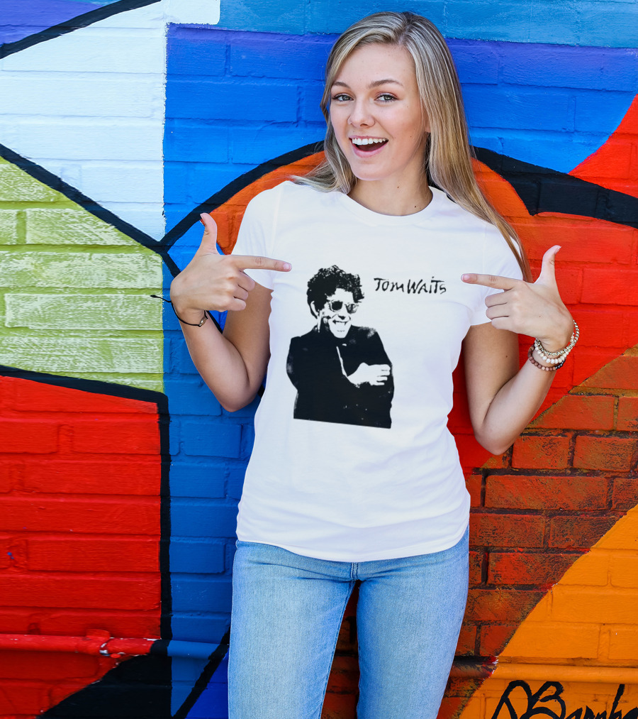 Maya Hawke's Tom Waits T-Shirt