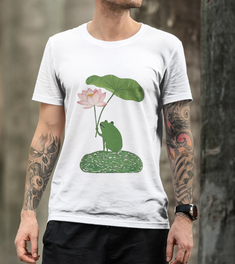 Frog With Lotus Umbrella Under The Rain Meme Cute Nature Scene T-Shirt