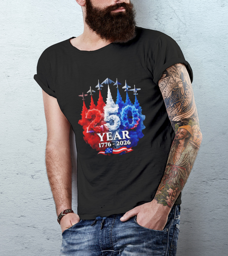 Fighter Jet Leaving A Smoke Trail 250 Years American 250th USA Patriotic 4th Of July T-Shirt