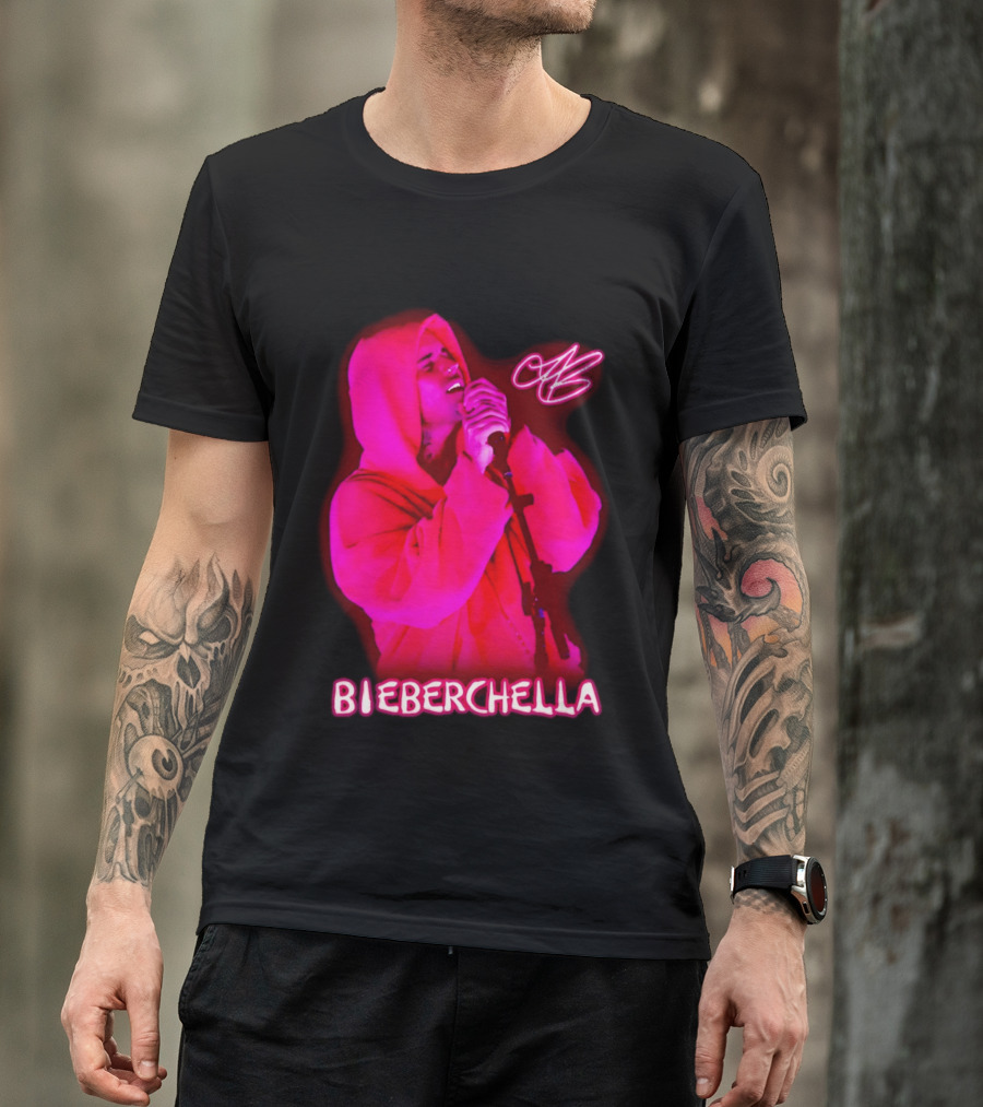 Bieberchella Mic Performance With JB Signature T-Shirt