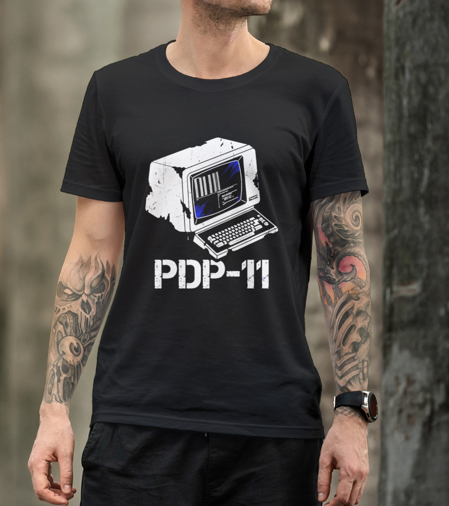 PDP 11 Vintage Computer Terminal Retro Distressed T-Shirt