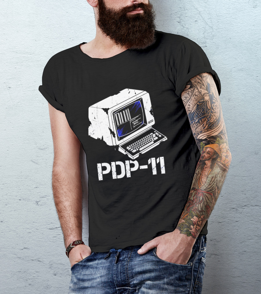 PDP 11 Vintage Computer Terminal Retro Distressed T-Shirt
