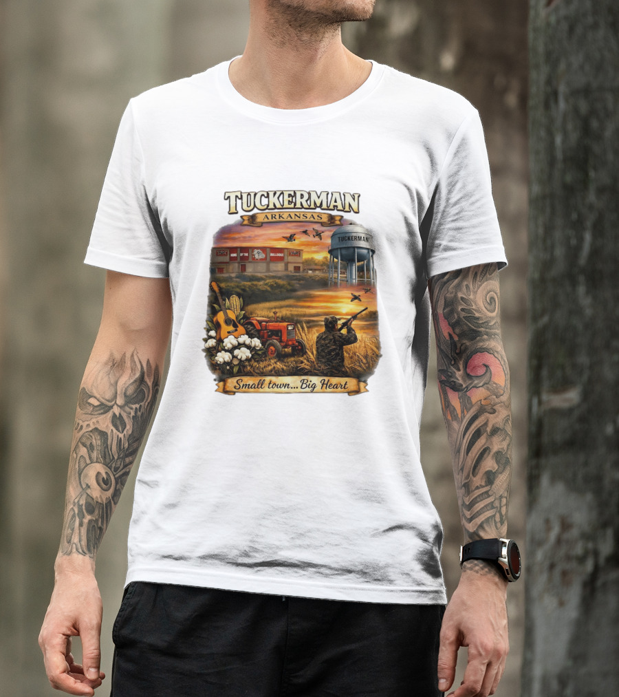 Tuckerman Arkansas Home Of The Bulldogs Water Tower Small Town Big Heart Tractor Hunter Guitar T-Shirt