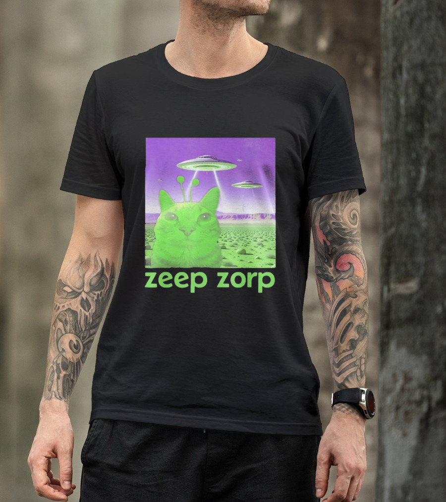 Zeep Zorp Green Cat Alien With UFOs In Space Desert Scenery T-Shirt