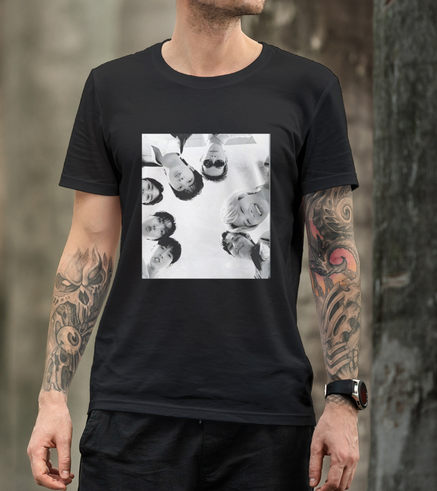 BTS Arirang World Tour Kpop 2026 Group Photo Black And White Aesthetic T-Shirt
