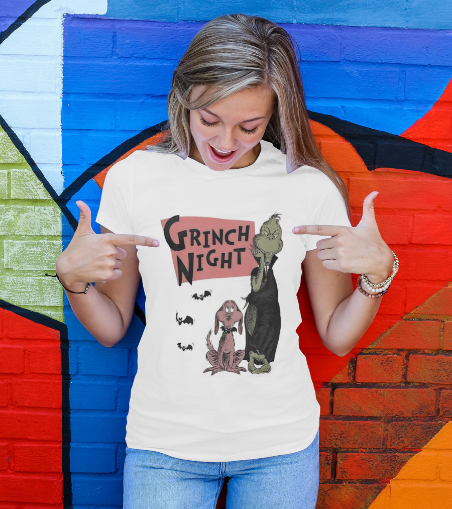 Grinch And Max Halloween Night Spooky Scene T-Shirt