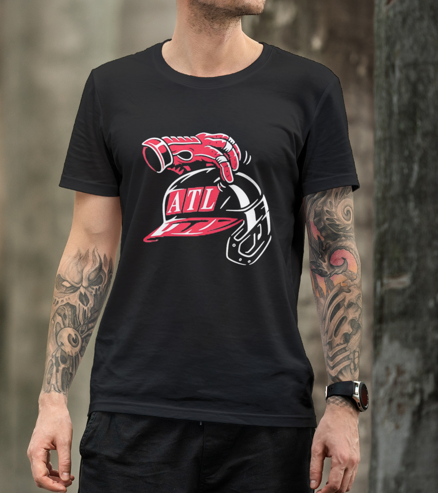 ATL Braves Helmet Head Scratch T-Shirt