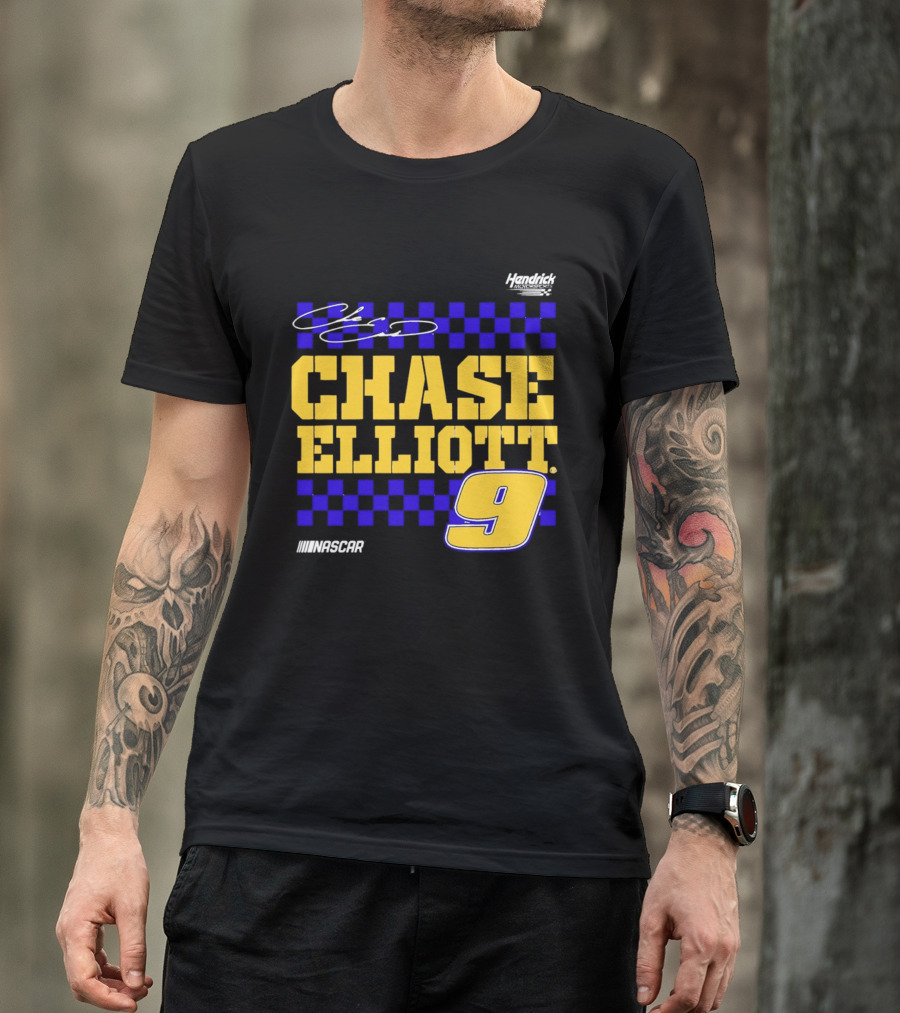 Chase Elliott 9 NASCAR Hendrick Motorsports Vive La Fete Autographed T-Shirt