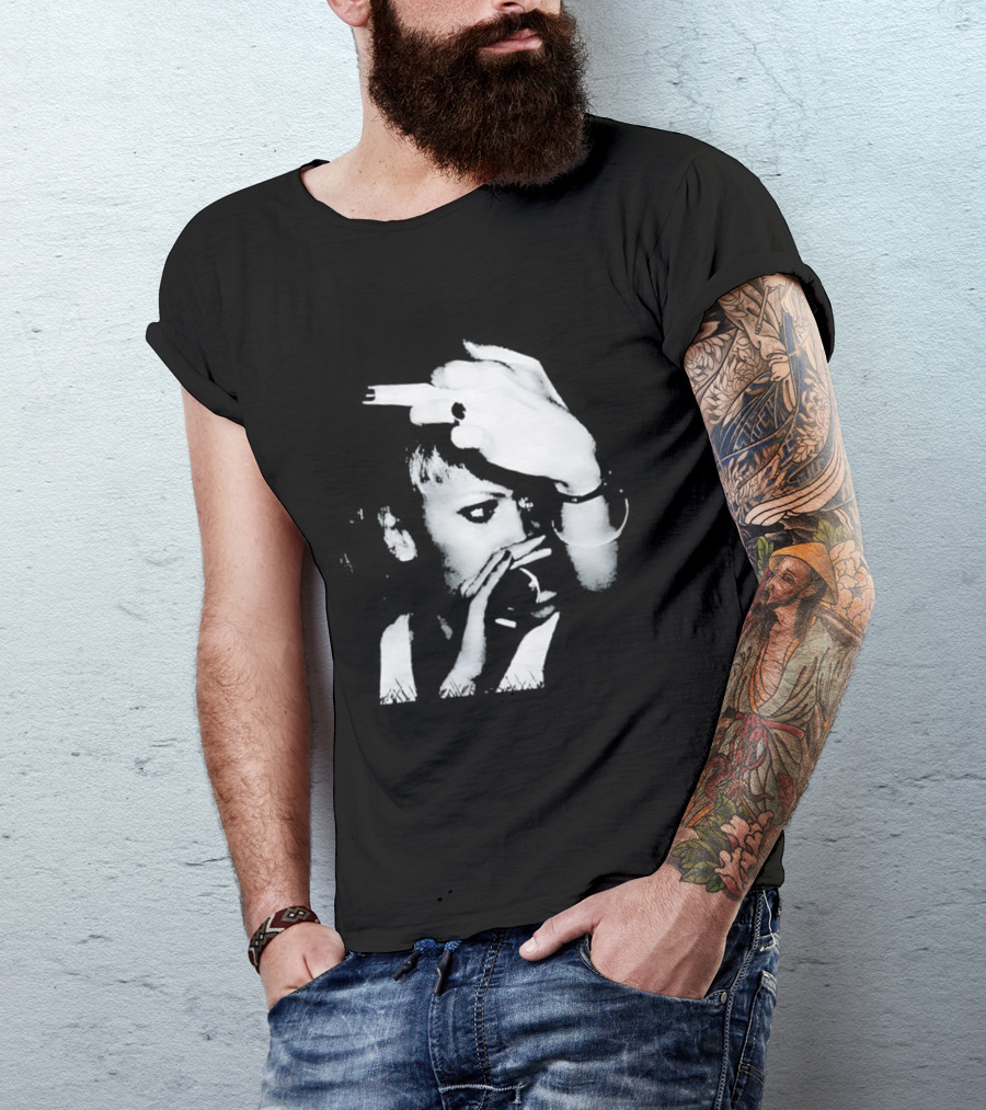 Gwen Stefani Middle Finger Classic Punk Rock Iconic Gesture T-Shirt