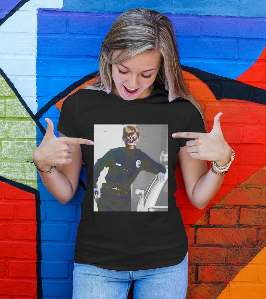 Skeleton Alien Cop They Live 80s Movie Police T-Shirt