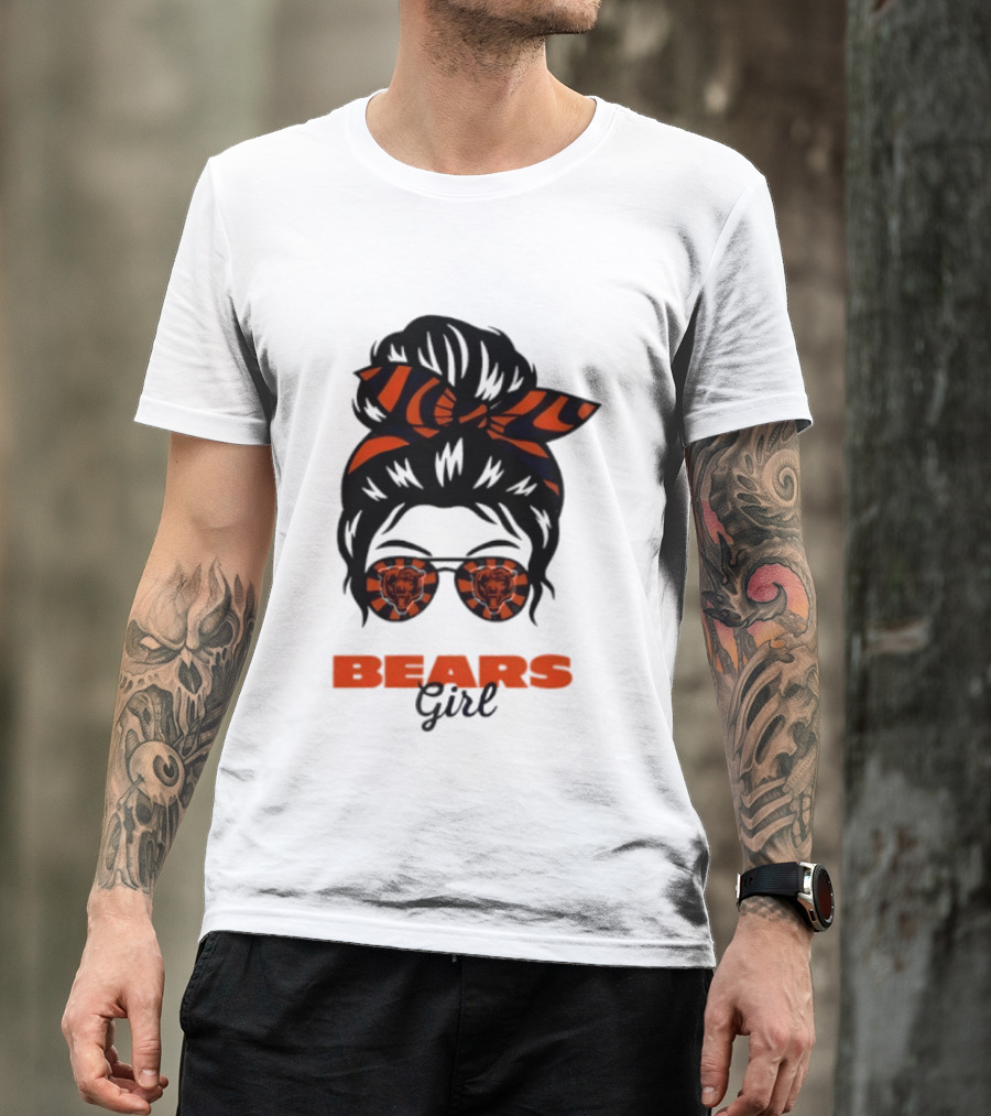 Chicago Bears Girl Messy Bun Glasses Football Fan T-Shirt