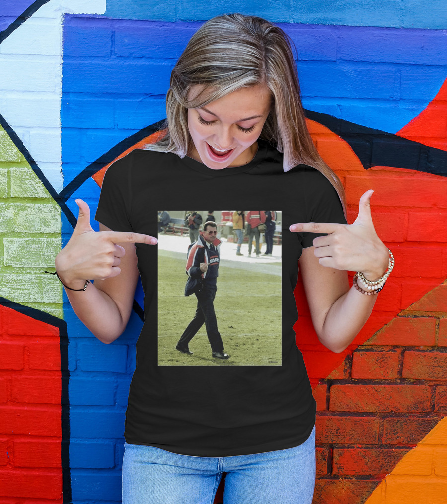 Chicago Bears Mike Ditka Da Coach Middle Finger Meme T-Shirt