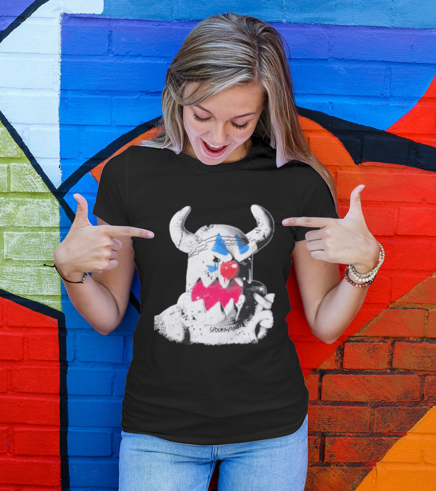 Spooky Vameee Monster Graffiti Style With Horns And Clown Features T-Shirt