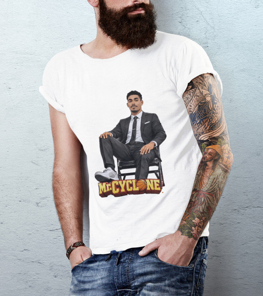 Mr Cyclone Tamin Lipsey In Suit On Chair Iowa State Cyclones T-Shirt