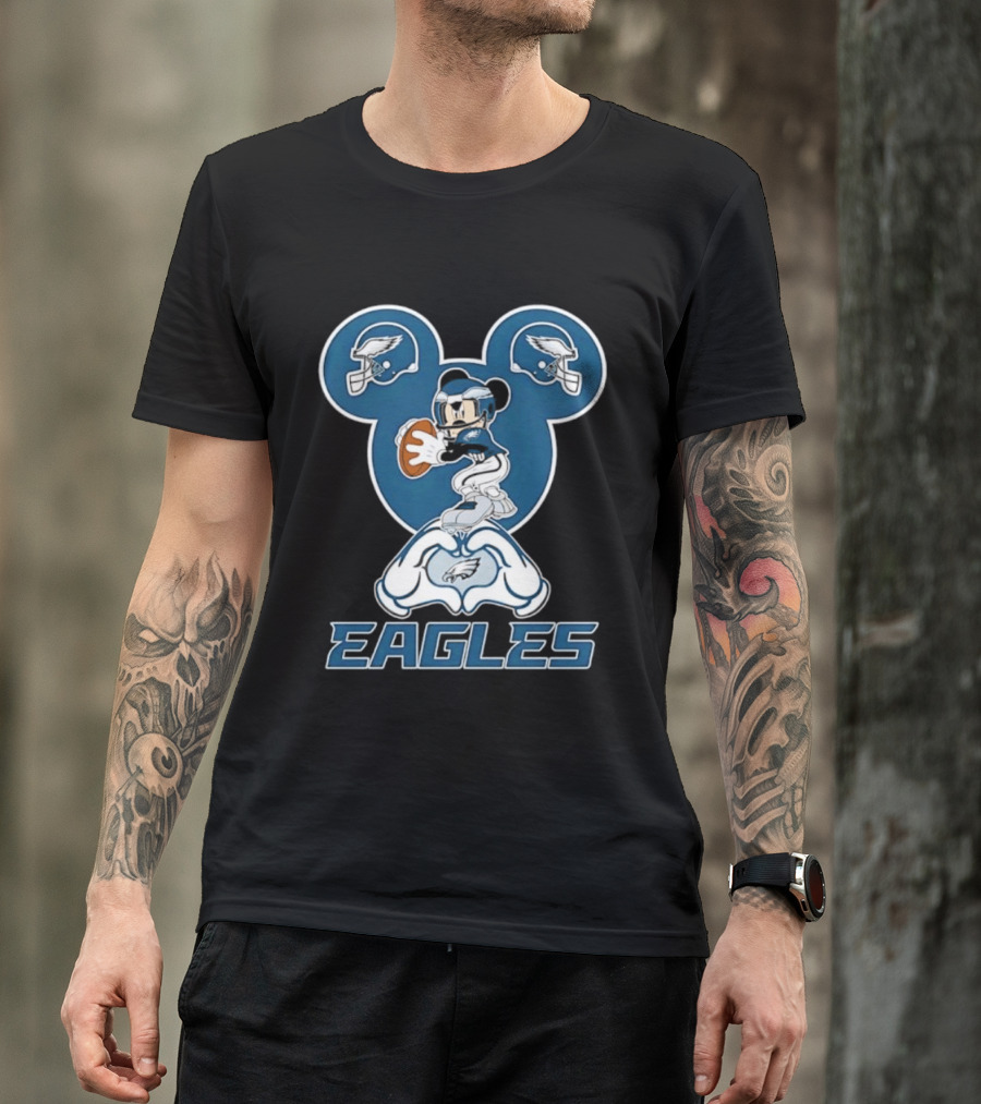 Philadelphia Eagles Mickey Mouse Heart Hands Football T-Shirt