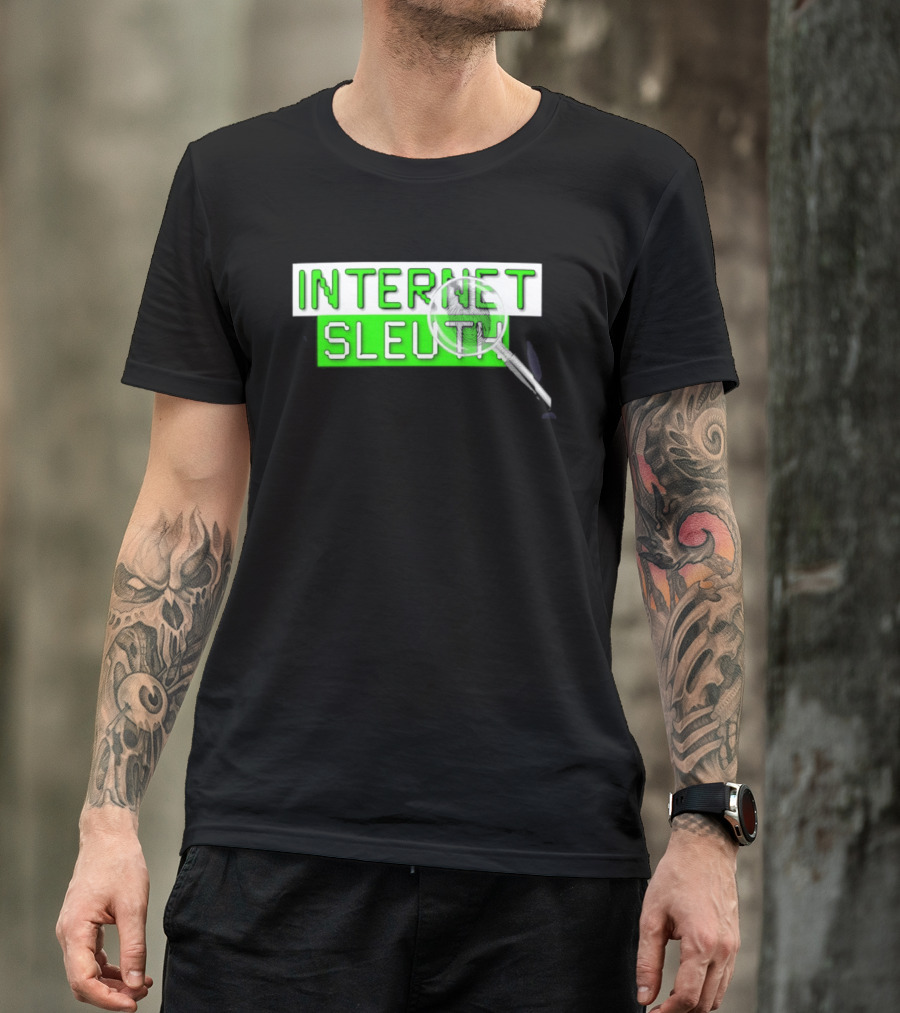 Internet Sleuth Magnifying Glass Green T-Shirt