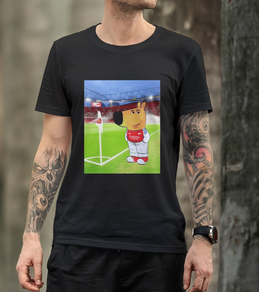 Chill Cartoon Dog In Arsenal Kit At Stadium Awaiting UCL Victory T-Shirt
