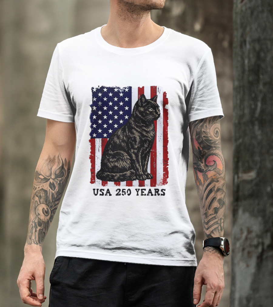 USA 250 Years Liberty Cat American Flag T-Shirt