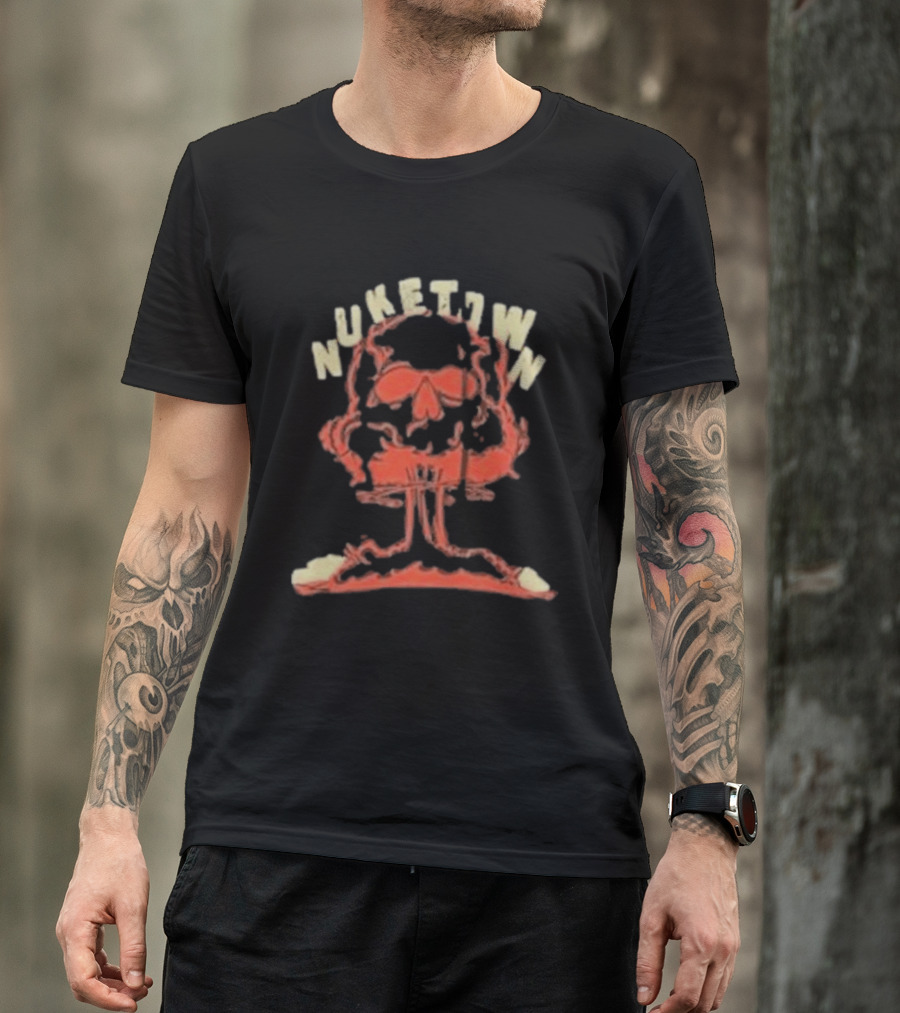 Call Of Duty Nuketown Skull Explosion Cloud T-Shirt